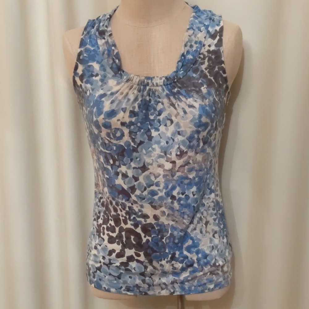 New York and company knit top Small